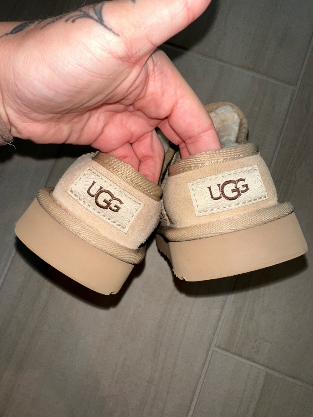 Ugg ultra short slip ons - Picture 5 of 5